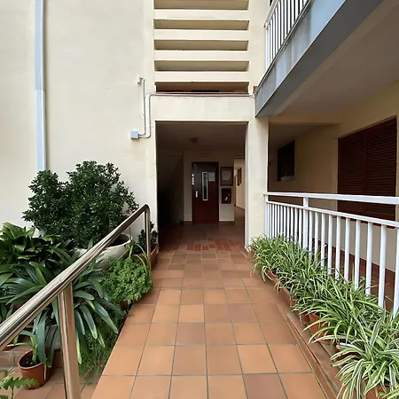 Apartment 205 Cala Capellans *