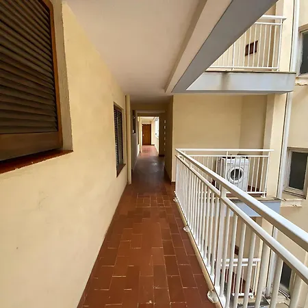 Apartment 205 Cala Capellans *